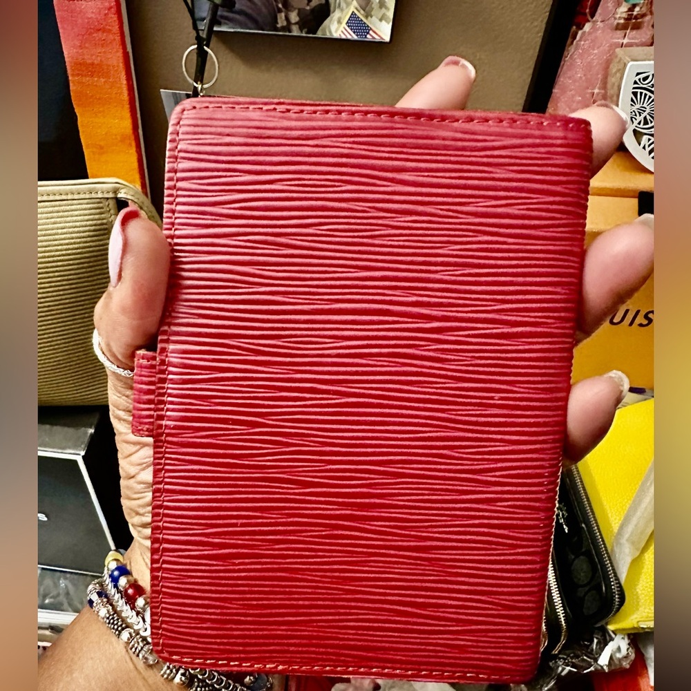⭐️⭐️Vintage Louis Vuitton Agenda PM in EPI Leather - Picture 3 of 11